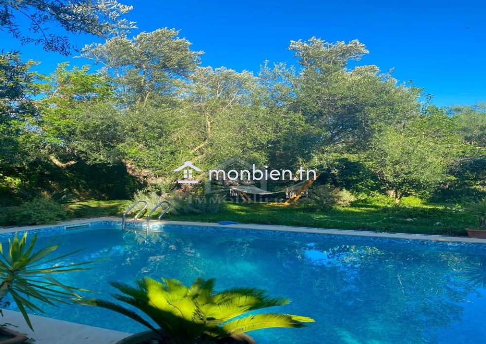 Location estivale: Villa meublée avec piscine à louer 51355351