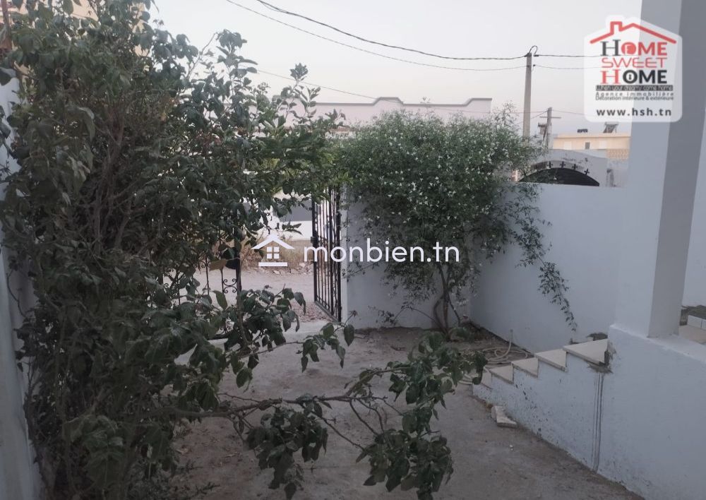 Villa Glaïeul à Vendre à Cité Sanawbar Bizerte