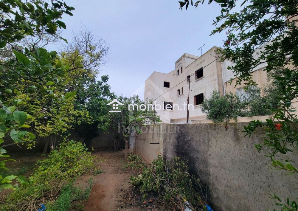 Lot de terrain de 240 m² à Hammamet à vendre 51355351