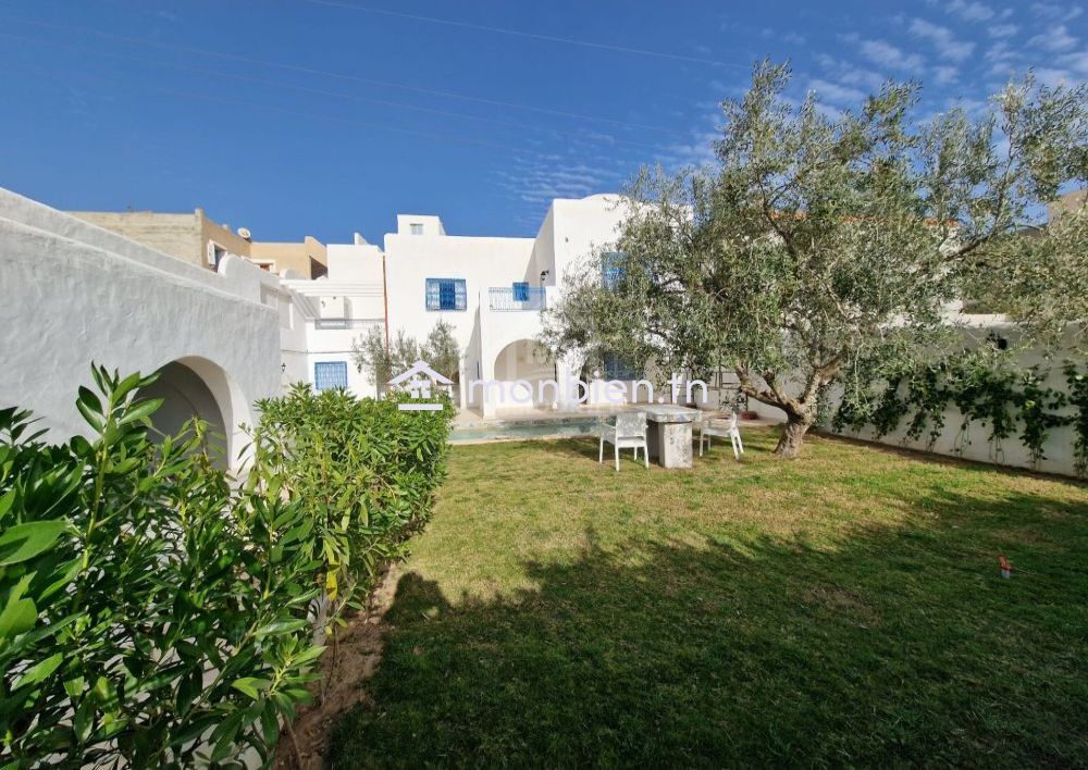 Une villa toute neuve avec piscine à Hammamet Nord à vendre 51355351