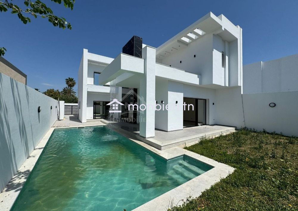 Belle villa toute neuve S+4 avec piscine à Hammamet à vendre 51355351