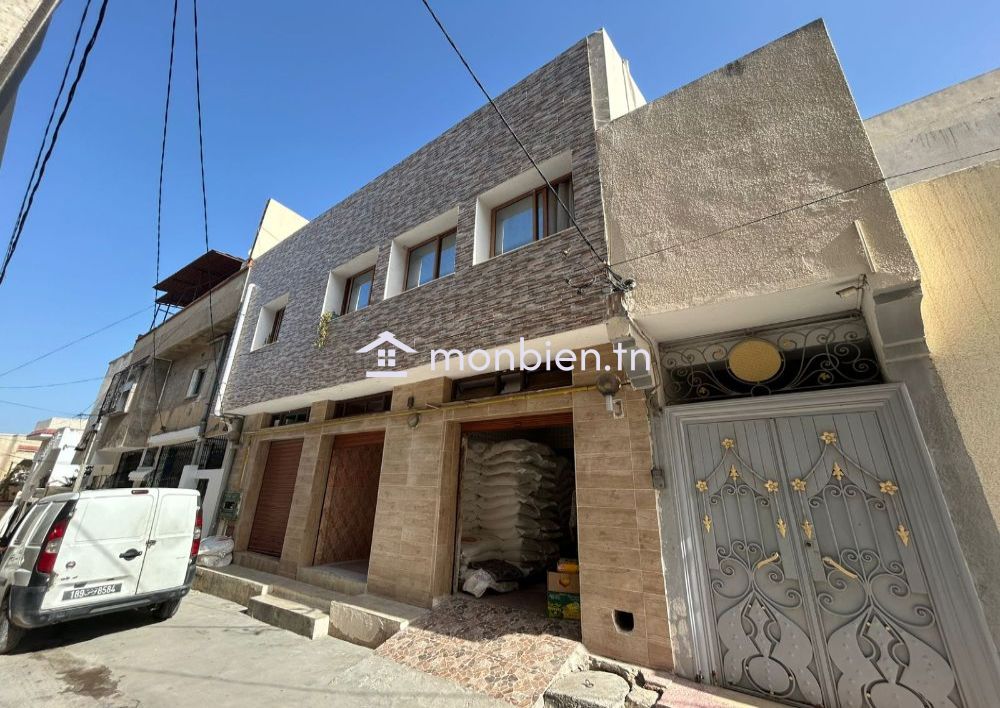 Immeuble Kenzari à Vendre à Dawar Hicher