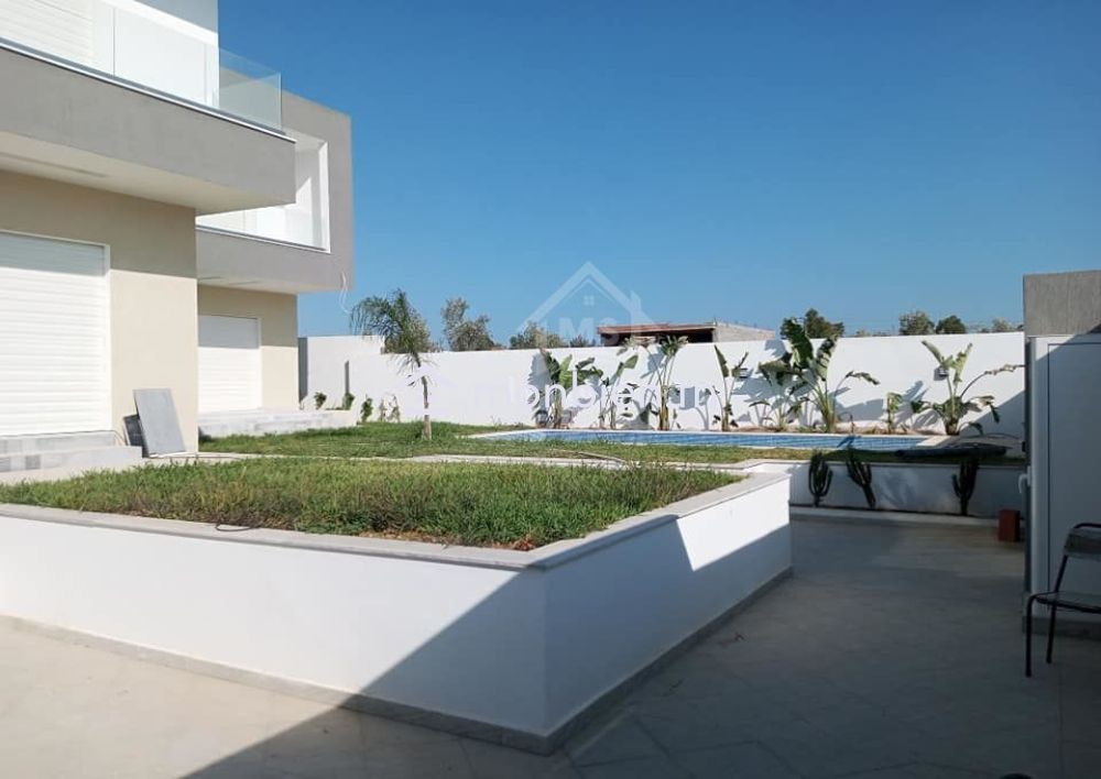 Villa toute neuve avec piscine à vendre à Hammamet Sud 51355351