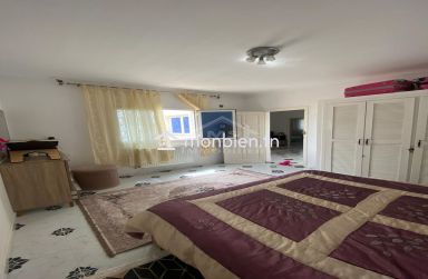 2 étages indépendants à Hammamet Nord à vendre 51355351