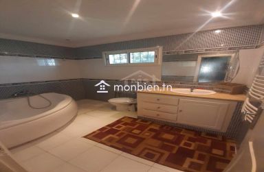 Duplex S+3 meublé avec jardin et garage à Hammamet à vendre 51355351