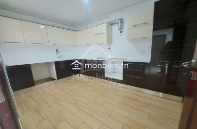 Duplex S+3 avec piscine à vendre à AFH Mrezga 51355351