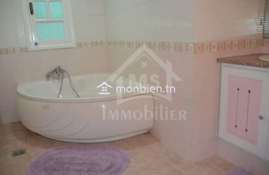 Location estivale: Villa avec piscine et jardin à louer à Hammamet 51355351