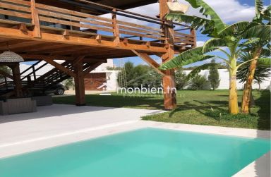 Villa S+4 avec piscine à Hammamet à vendre 51355351