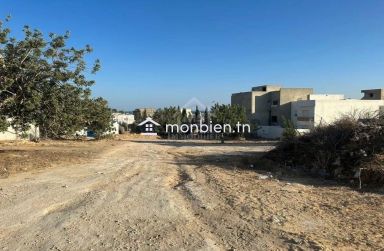 Un terrain avec autorisation de bâtir à Hammamet à vendre 51355351