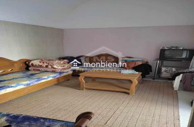 Maison arabe S+3 à vendre à Korba 51355351