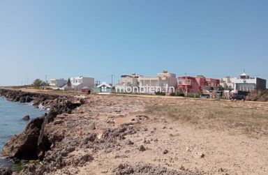 un terrain vue sur mer à kerkouane