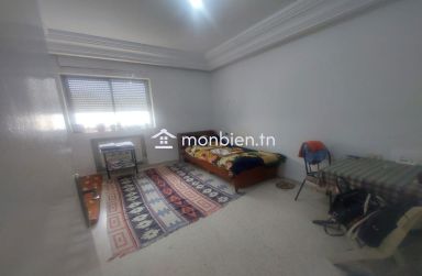 À vendre un appartement S+4 à Manar 2