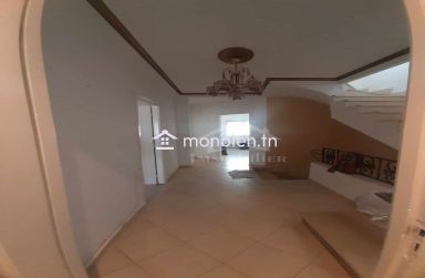 Duplex S+3 meublé avec jardin et garage à Hammamet à vendre 51355351