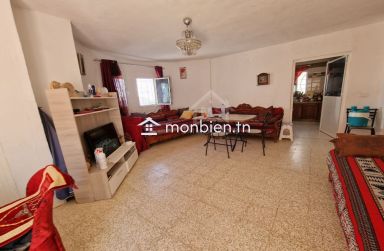 Maison S+2 à vendre à 150 MD à Hammamet Sud 51355351