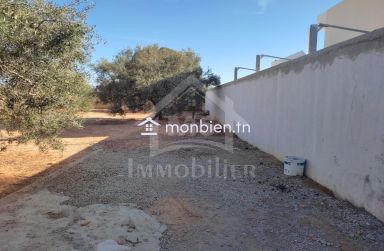 Terrain clôturé de 876 m² à Hammamet Sud à vendre 51355351