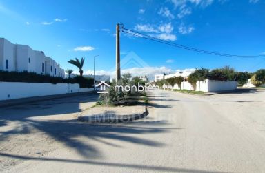 Un terrain de 420 m² à Hammamet à vendre 51355351