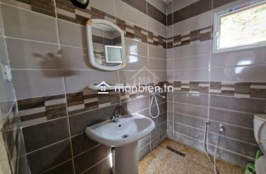 Maison S+2 à vendre à 150 MD à Hammamet Sud 51355351