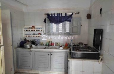 Maison arabe S+3 à vendre à Korba 51355351