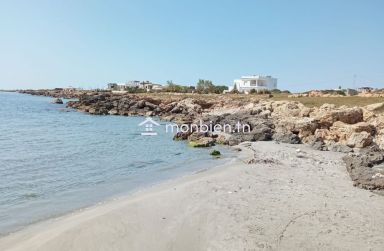 un terrain vue sur mer à kerkouane