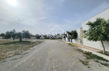 Terrain de 587 m² à vendre à 140 MD à Hammamet Sud 51355351