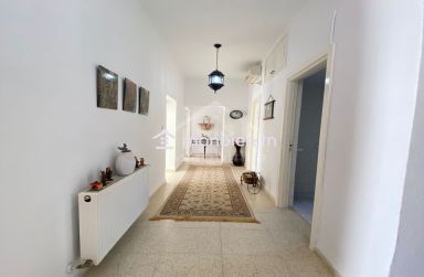 Charmante villa avec piscine à vendre à Hammamet 51355351