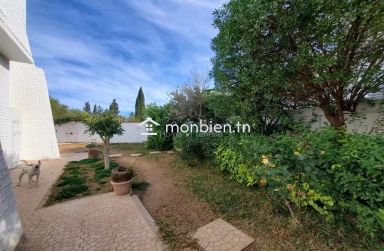 Villa indépendante avec jardin a KANTAOUI