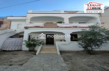 Immeuble Noisette à Vendre à Cité Essalem Boumhal