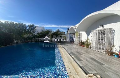 Charmante villa avec piscine à vendre à Hammamet 51355351