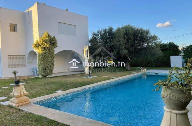 Villa S+5 avec piscine et jardin à Hammamet Sud à vendre 51355351