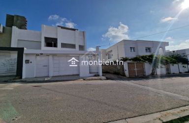 Un terrain avec autorisation de bâtir à Hammamet à vendre 51355351