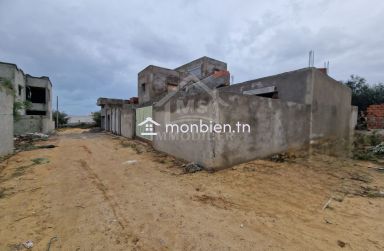 Maison inachevée avec garage à Hammamet Sud à vendre à 75 MD 51355351