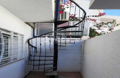 Maison S+2 avec garage à vendre à Hammamet 51355351