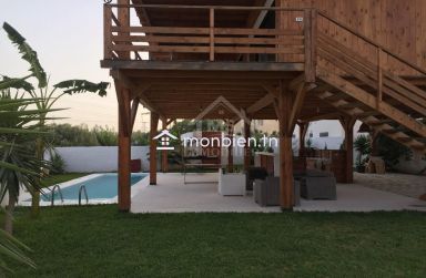 Villa S+4 avec piscine à Hammamet à vendre 51355351