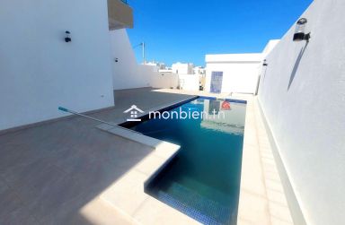 VILLA  AVEC PISCINE À HOUMT SOUK DJERBA ZU - RÉF V 629