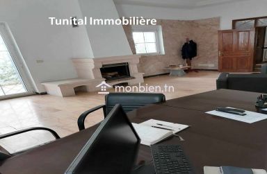 Mutuelle ville Tunis  A louer  villa à  usage bureautique