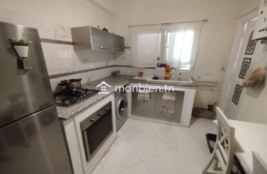 A vendre un appartement s+2à cité la STEG Carthage.