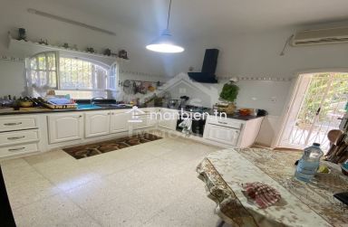 Charmante villa avec piscine à vendre à Hammamet 51355351