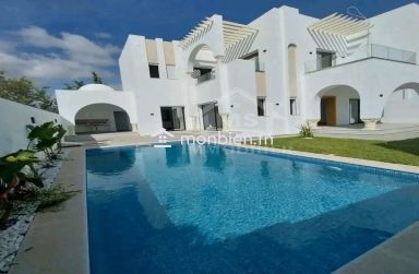 Villa toute neuve S+4 avec piscine à vendre à Hammamet Sud 51355351