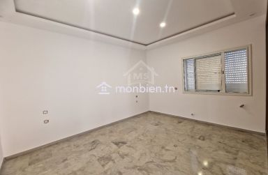 Villa S+2 toute neuve avec piscine à vendre à Hammamet Sud 51355351